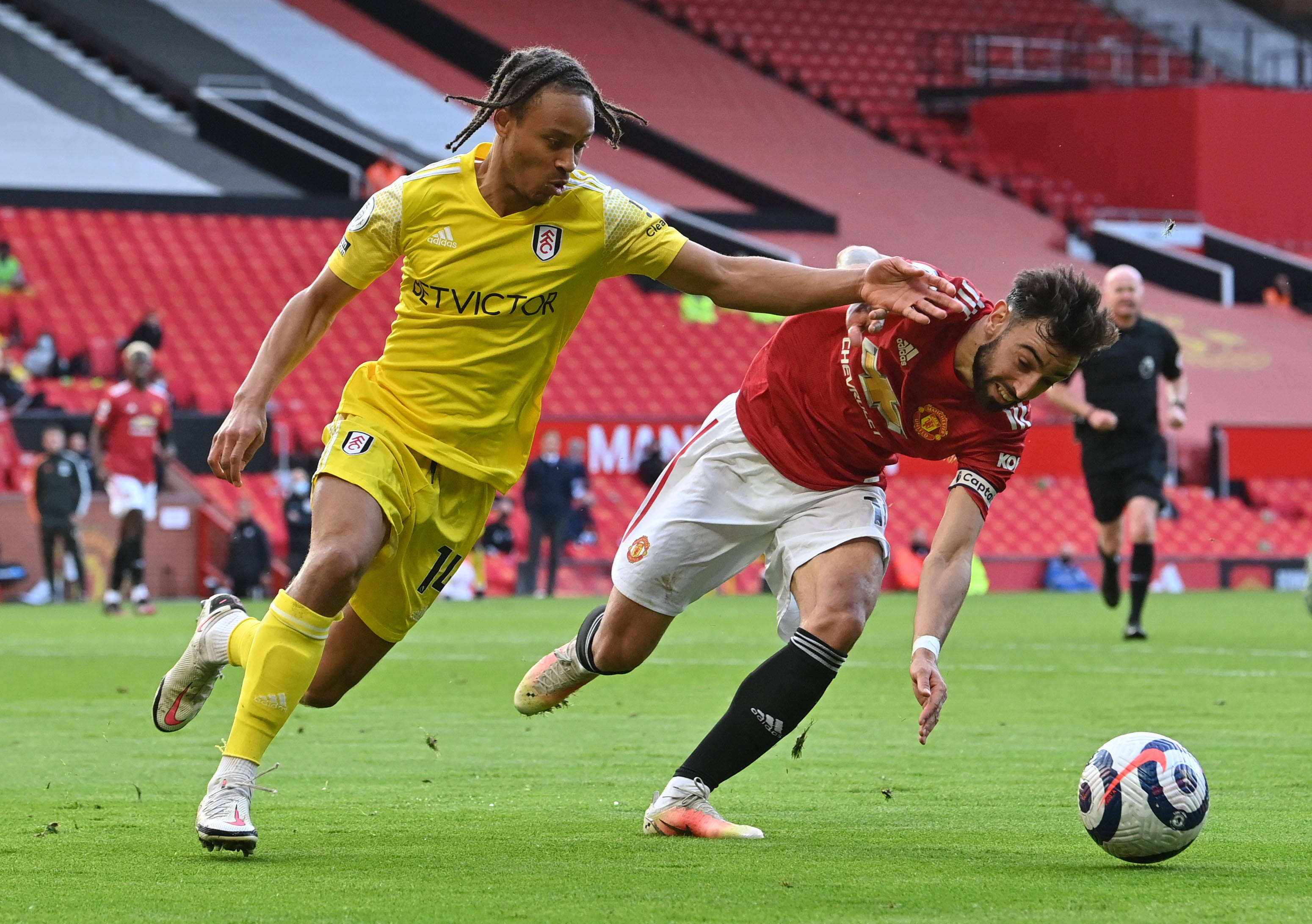 他以出色的 他以出色的